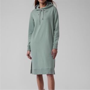 Athleta NWT Triumph Hoodie Dress (M)